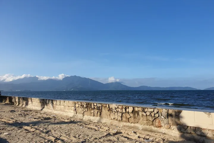 Central Vietnam > Danang City > Beaches Are Hot In Summer Central Vietnam | Danang City | Beaches Are Hot In Summer