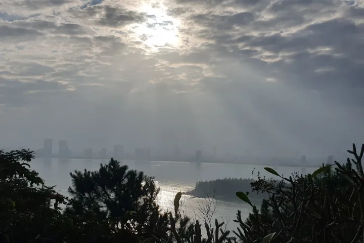 Danang City | Linh Ung Pagoda | Beautiful Clouds And Sunlight