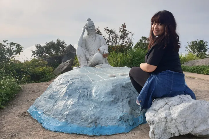 Danang City > Son Tra Mountain > Play Chess On The Top Danang City | Son Tra Mountain | Play Chess On The Top