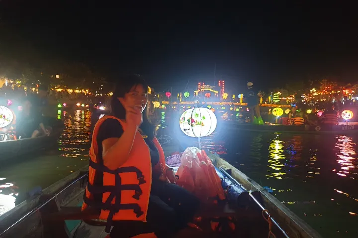 Central Vietnam > Hoi An > Boating In Night Time Central Vietnam | Hoi An | Boating In Night Time