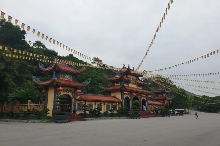 Northern Vietnam | Ba Vang Pagoda | Ba Vang Pagoda Gate