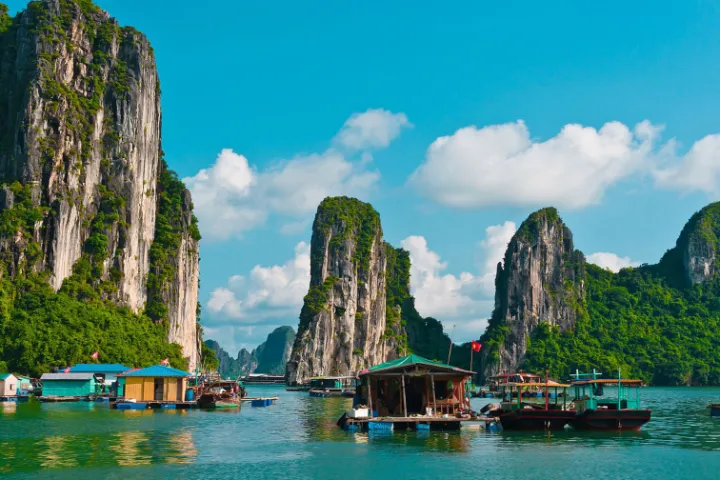 Locations > Northern Vietnam > Featured Lg Locations | Northern Vietnam | Featured Lg