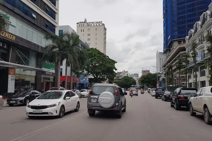 Northern Vietnam | Ha Long Bay | Ha Long Bay Vehicles