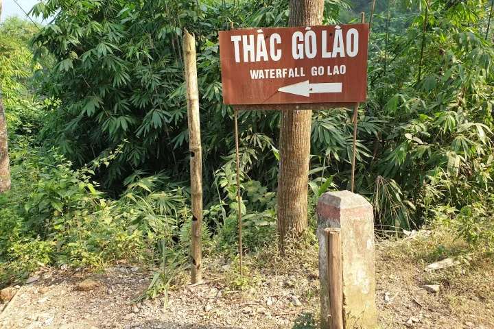  Go Lao Waterfall Mai Chau