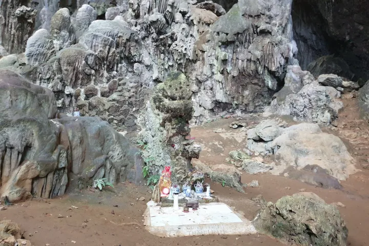 Northern Vietnam | Mai Chau | Mai Chau Cave