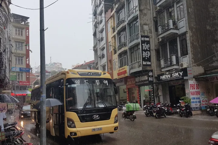 Pages > Vehicles > Bus Rain Pages | Vehicles | Bus Rain
